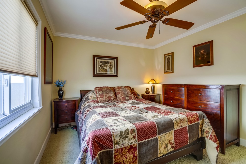 Virtual tour photo 24 of 27 for 4479 Marlborough Ave #6