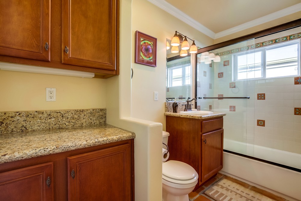 Virtual tour photo 26 of 27 for 4479 Marlborough Ave #6