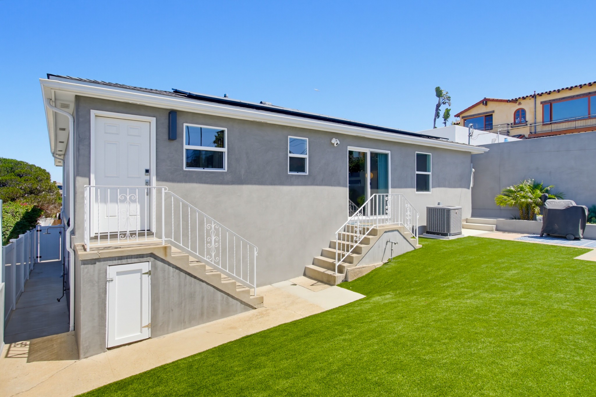Virtual tour photo 19 of 125 for 4483 Saratoga Ave