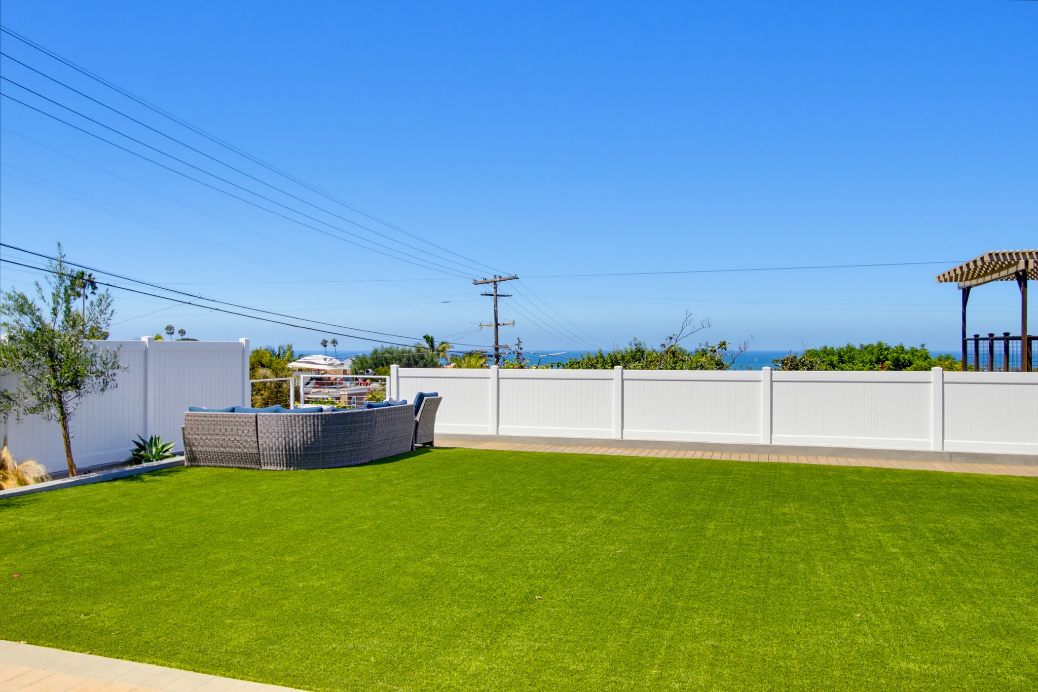 Virtual tour photo 22 of 125 for 4483 Saratoga Ave
