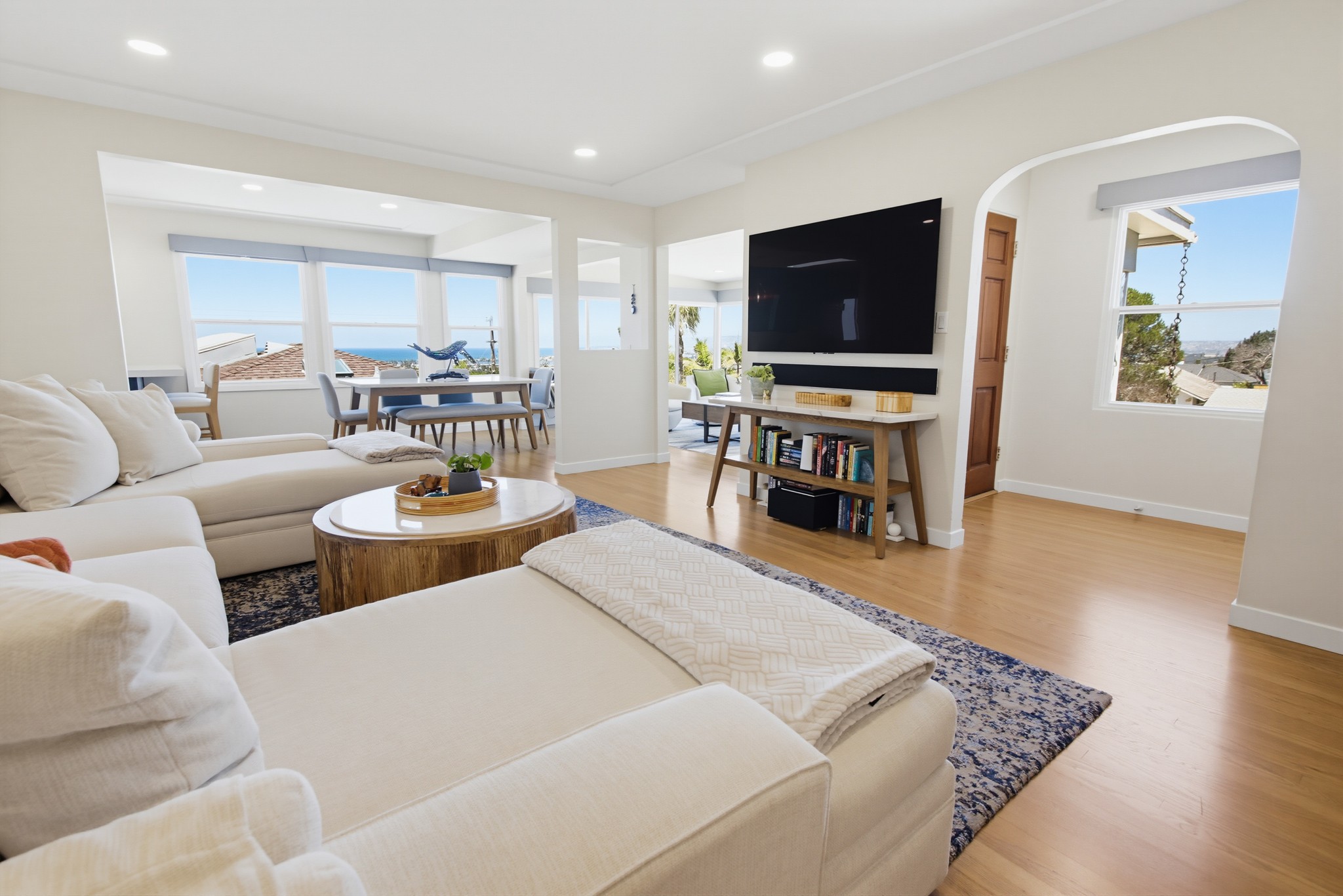 Virtual tour photo 32 of 125 for 4483 Saratoga Ave