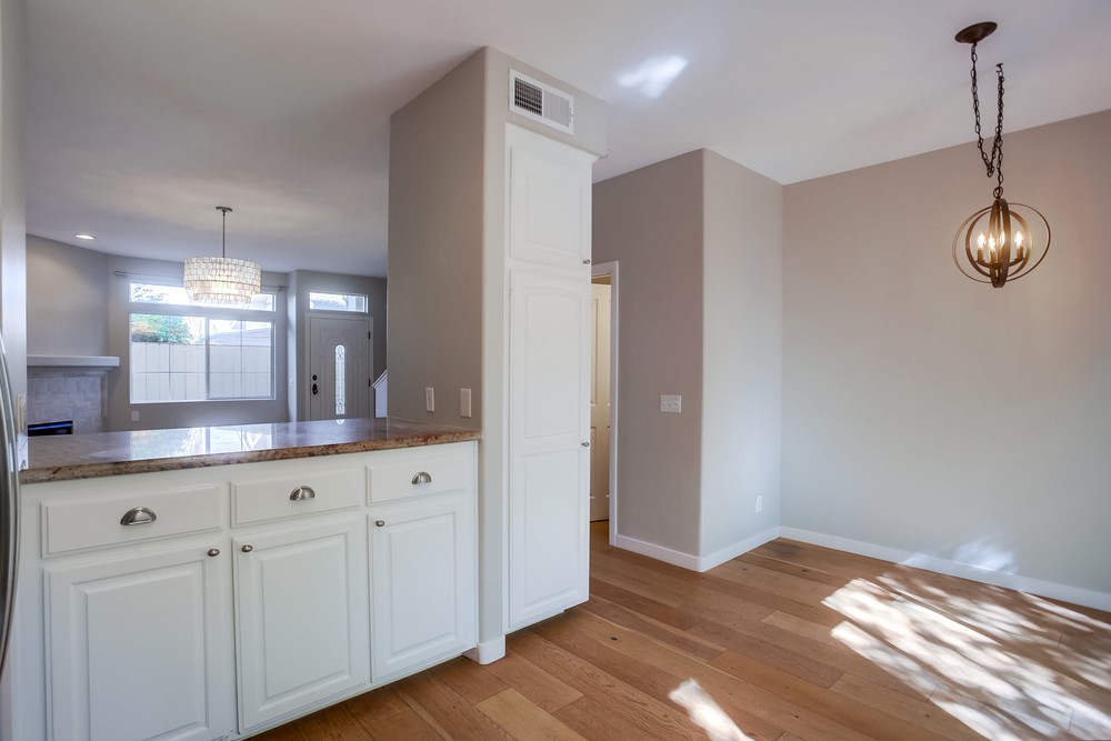 Virtual tour photo 18 of 38 for 4485 Cleveland Ave