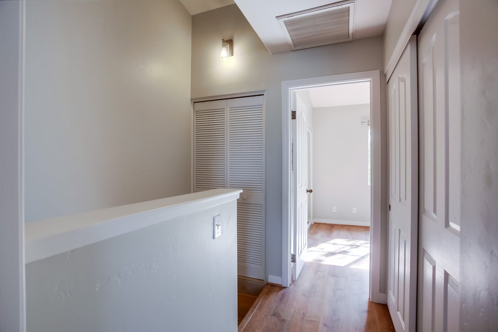 Virtual tour photo 20 of 38 for 4485 Cleveland Ave