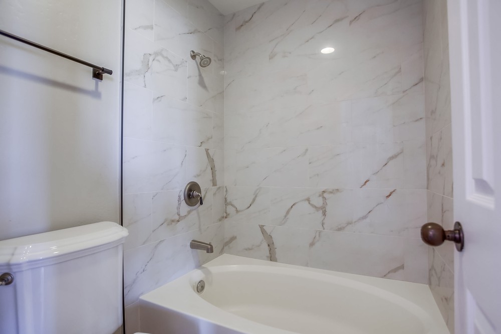 Virtual tour photo 32 of 38 for 4485 Cleveland Ave