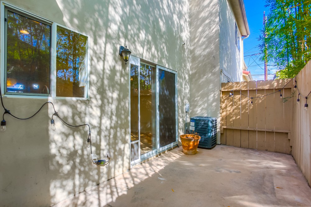 Virtual tour photo 35 of 38 for 4485 Cleveland Ave