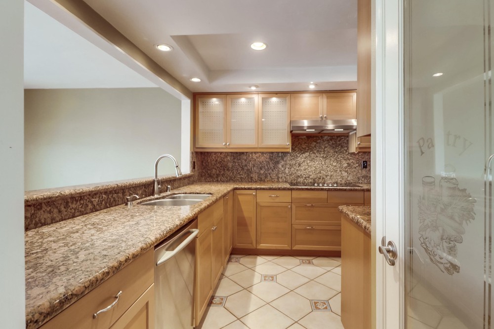 Virtual tour photo 18 of 64 for 4490 Caminito Fuente