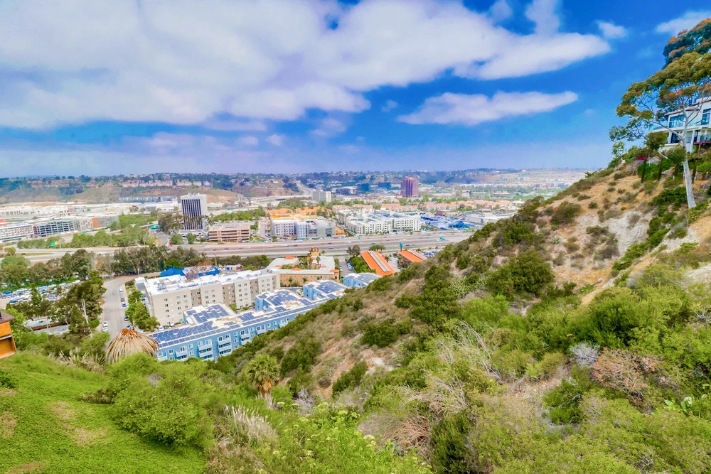 Virtual tour photo 40 of 64 for 4490 Caminito Fuente