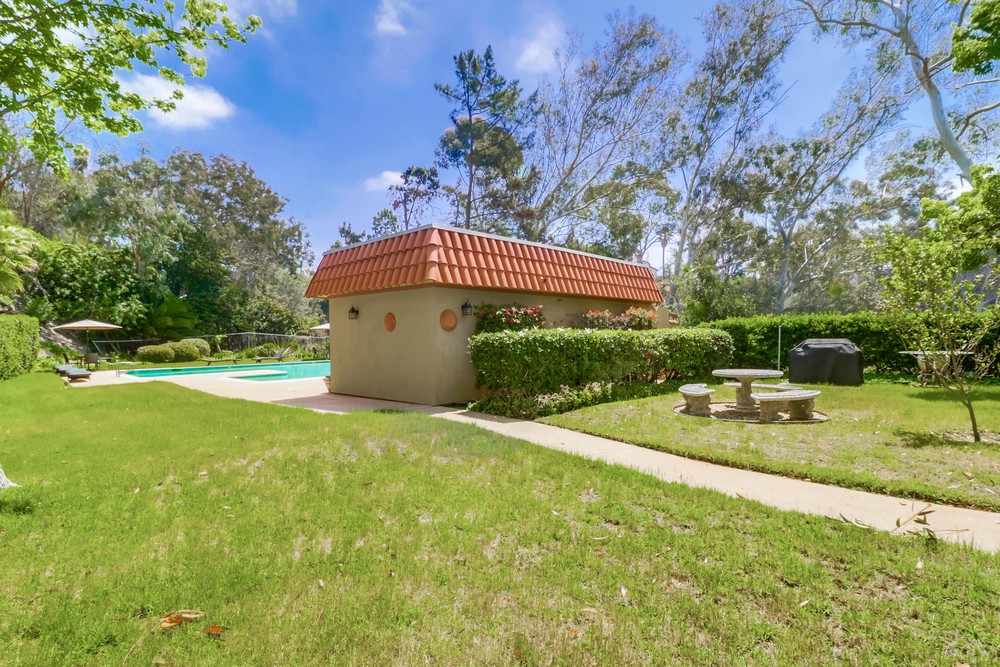 Virtual tour photo 60 of 64 for 4490 Caminito Fuente