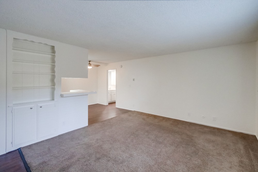 Virtual tour photo 10 of 29 for 4490 Collwood Blvd