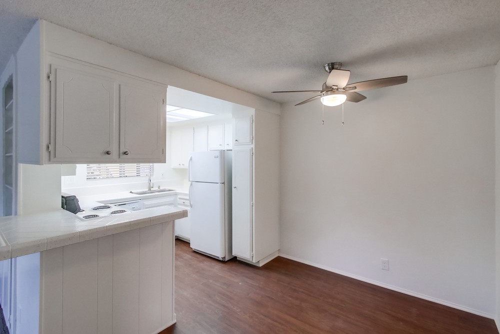 Virtual tour photo 14 of 29 for 4490 Collwood Blvd