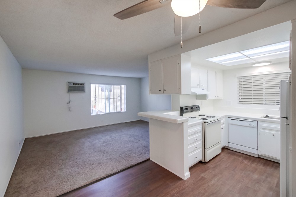 Virtual tour photo 15 of 29 for 4490 Collwood Blvd