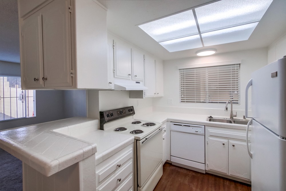 Virtual tour photo 17 of 29 for 4490 Collwood Blvd