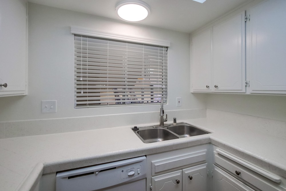 Virtual tour photo 18 of 29 for 4490 Collwood Blvd