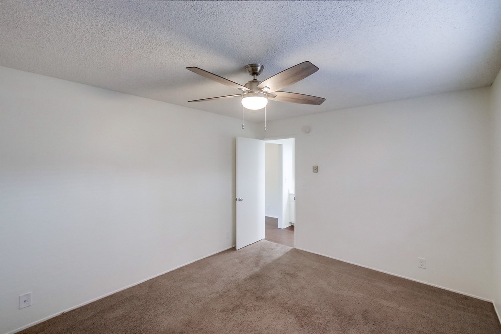 Virtual tour photo 26 of 29 for 4490 Collwood Blvd