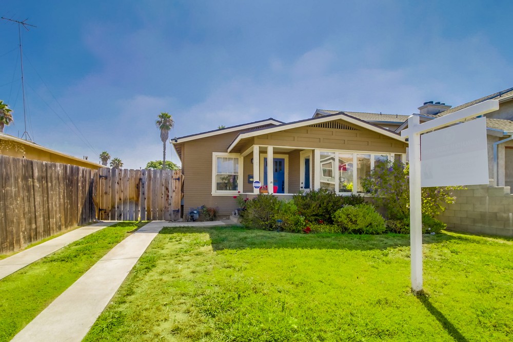 Virtual tour photo 3 of 36 for 4491 Altadena Ave