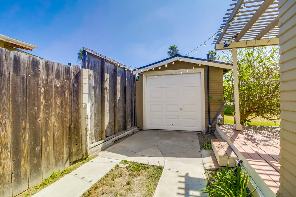 Virtual tour photo 36 of 36 for 4491 Altadena Ave