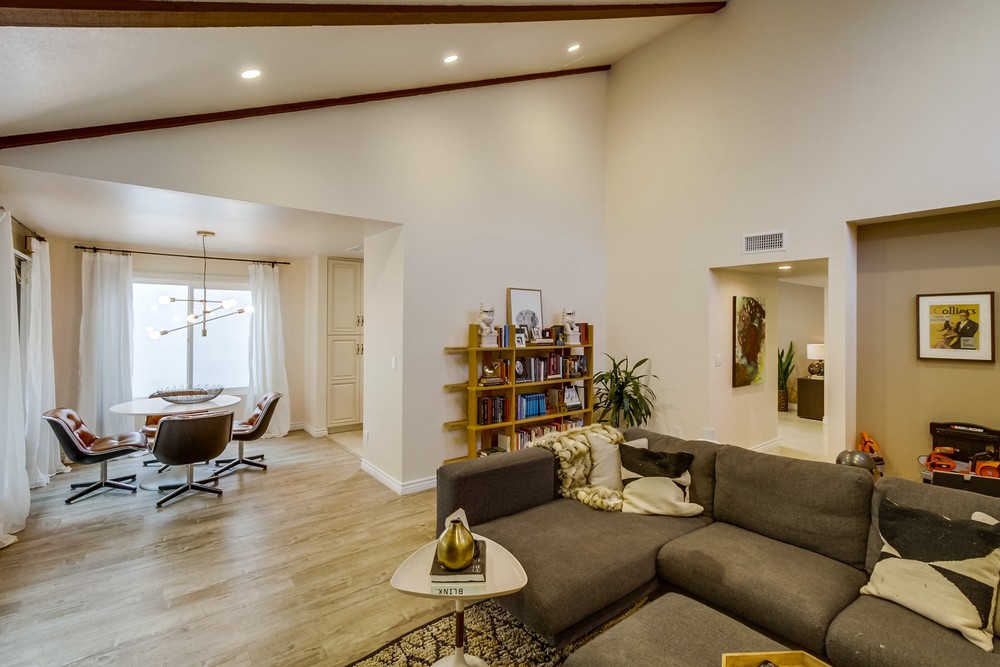 Virtual tour photo 12 of 46 for 4494 Benhurst Ave