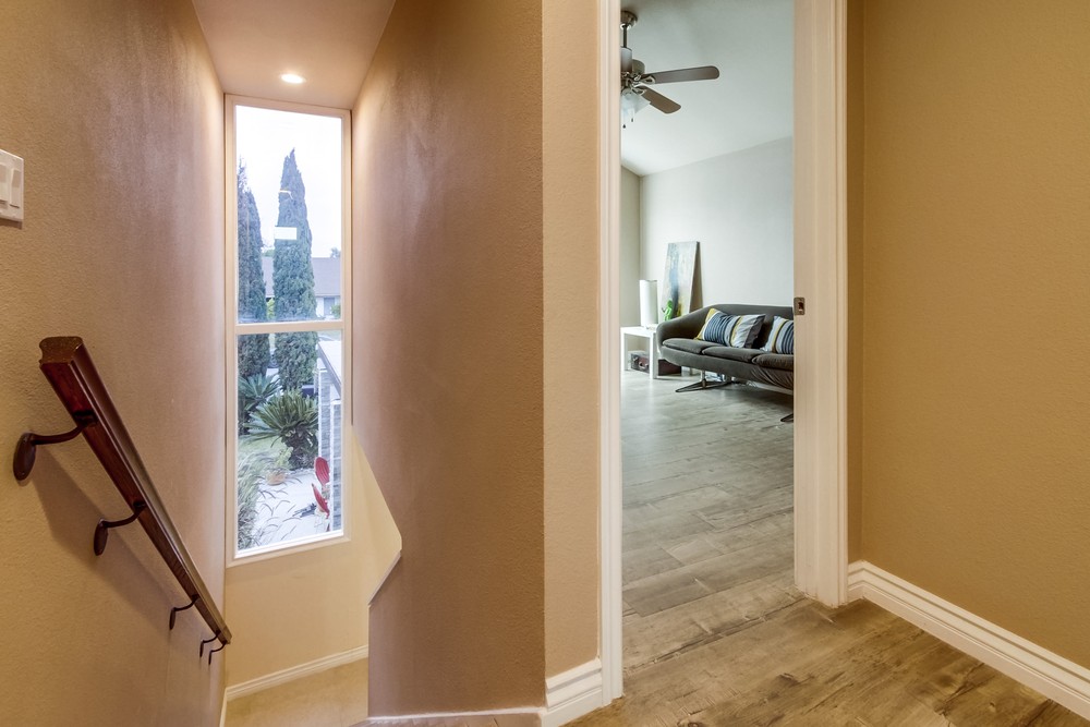 Virtual tour photo 24 of 46 for 4494 Benhurst Ave