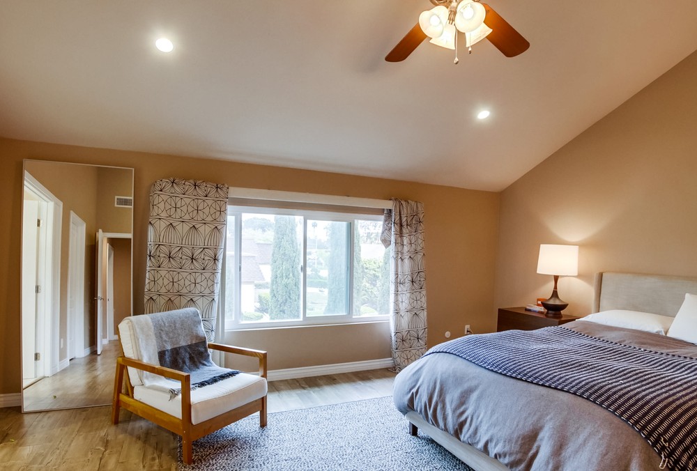 Virtual tour photo 25 of 46 for 4494 Benhurst Ave