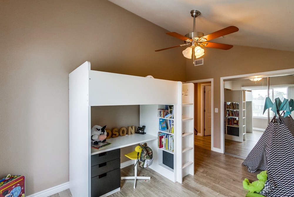 Virtual tour photo 38 of 46 for 4494 Benhurst Ave
