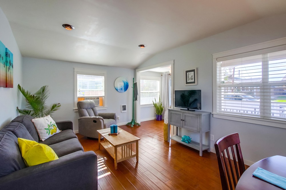 Virtual tour photo 8 of 42 for 4495 Cherokee Ave