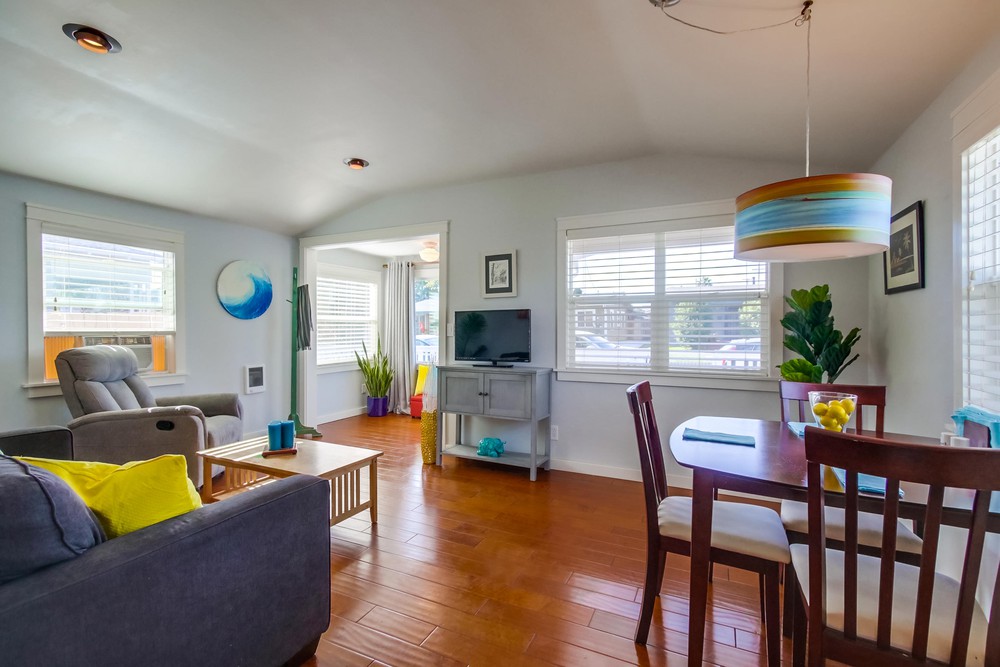Virtual tour photo 9 of 42 for 4495 Cherokee Ave