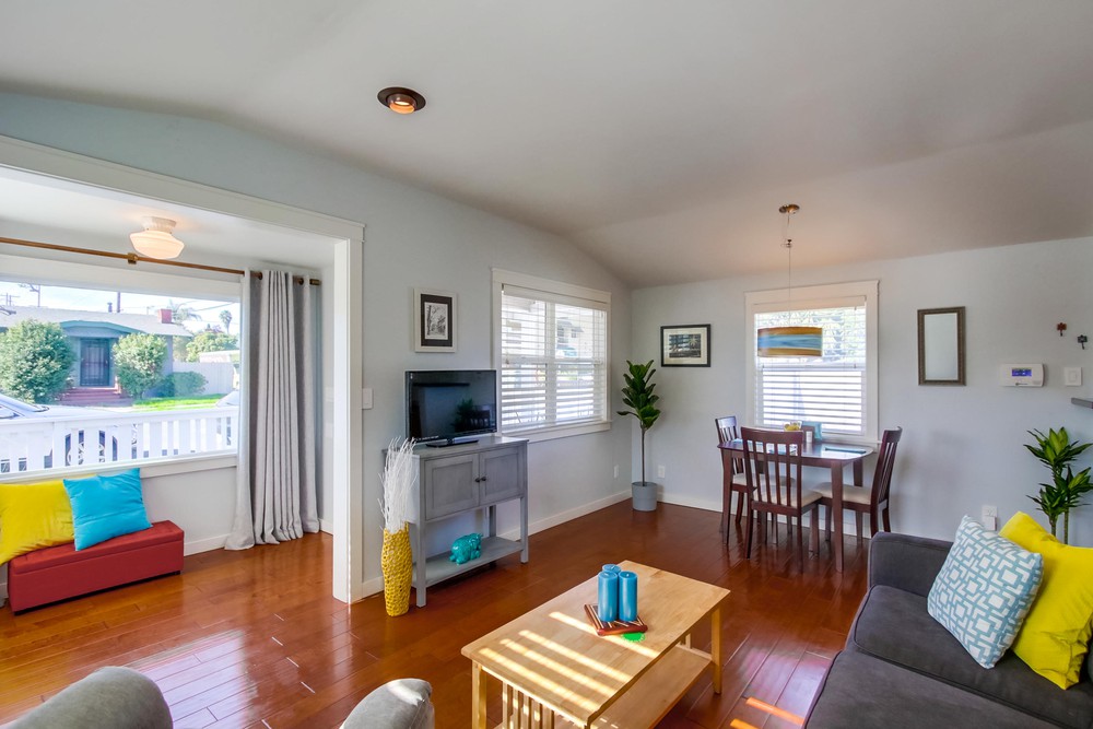 Virtual tour photo 10 of 42 for 4495 Cherokee Ave