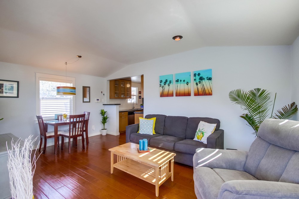 Virtual tour photo 11 of 42 for 4495 Cherokee Ave