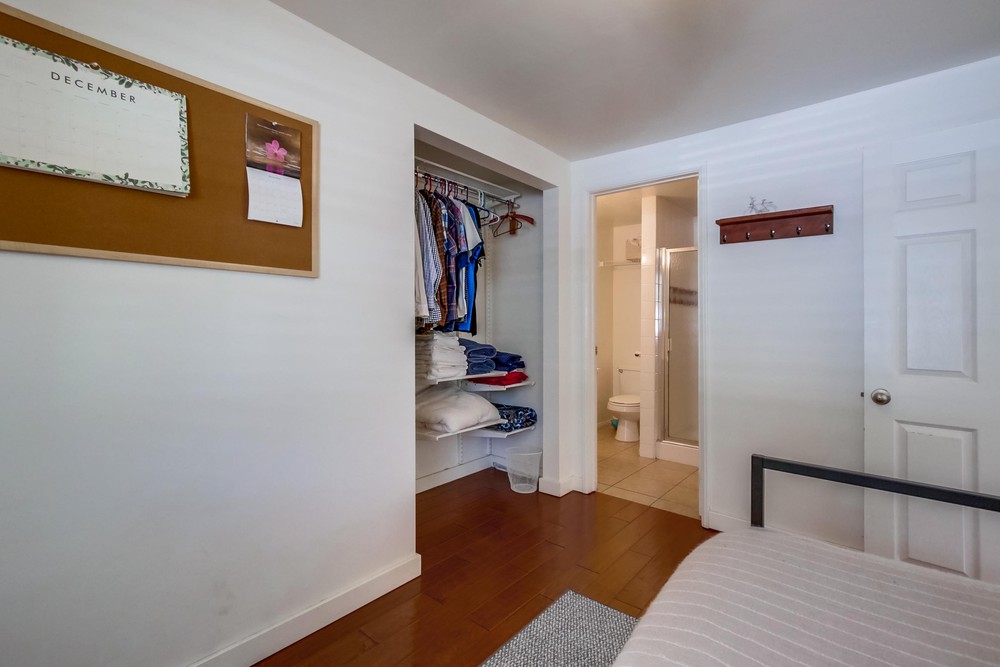 Virtual tour photo 21 of 42 for 4495 Cherokee Ave
