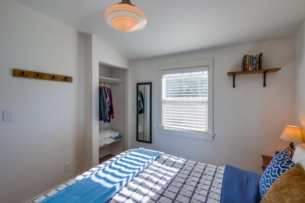 Virtual tour photo 25 of 42 for 4495 Cherokee Ave