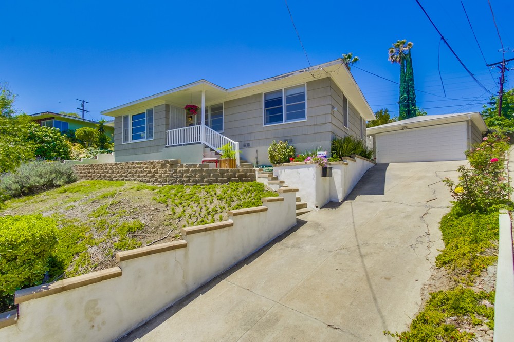 Virtual tour photo 1 of 47 for 4498 Mataro Drive