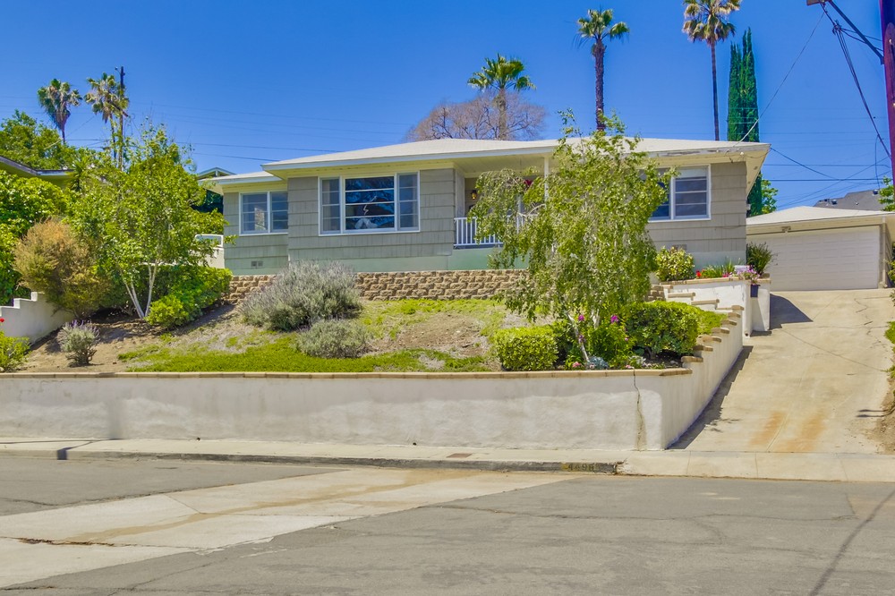 Virtual tour photo 5 of 47 for 4498 Mataro Drive