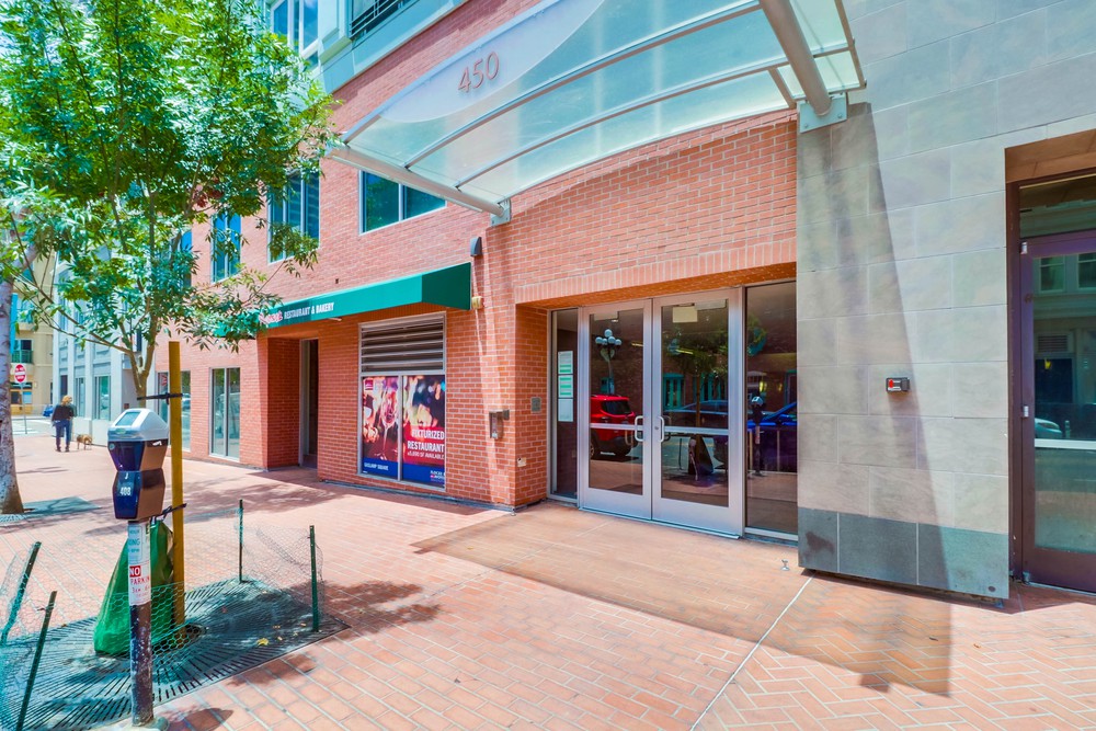 Virtual tour photo 5 of 32 for 450 J St