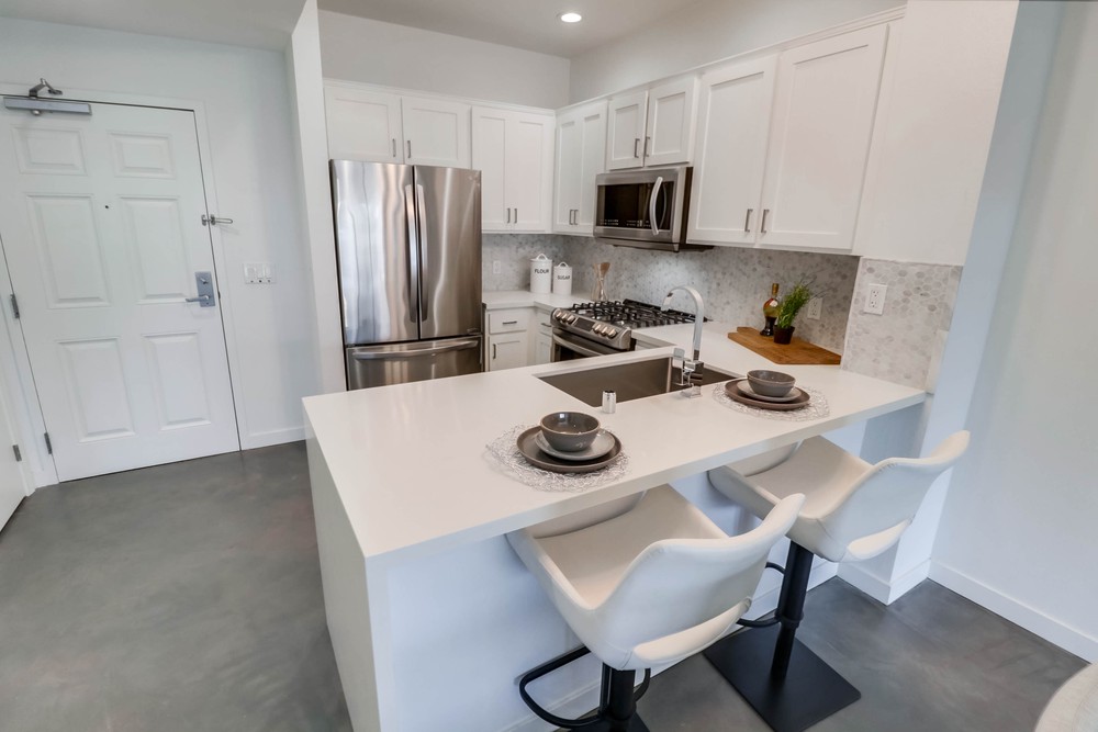 Virtual tour photo 16 of 32 for 450 J St