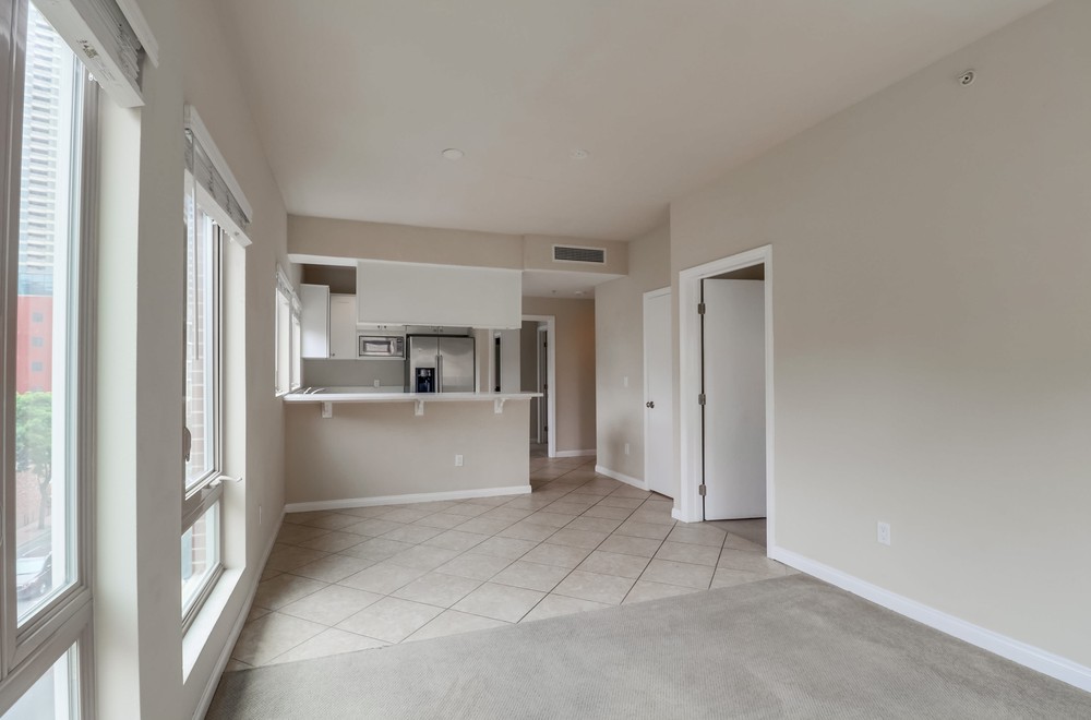 Virtual tour photo 11 of 38 for 450 J St #4131
