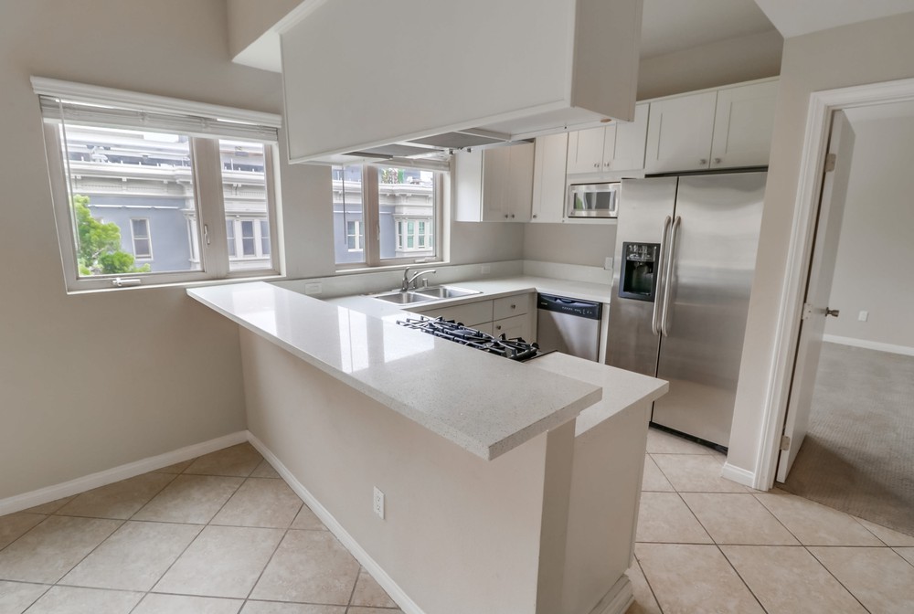 Virtual tour photo 13 of 38 for 450 J St #4131