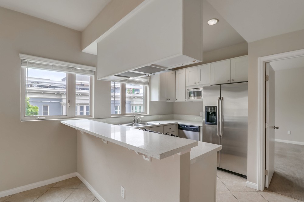 Virtual tour photo 14 of 38 for 450 J St #4131