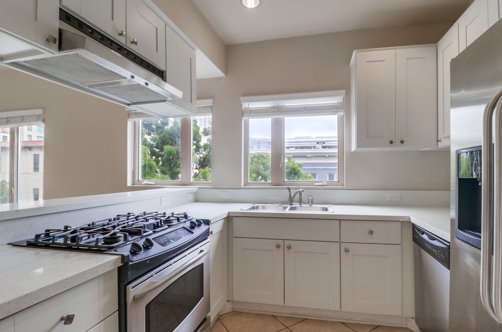 Virtual tour photo 16 of 38 for 450 J St #4131