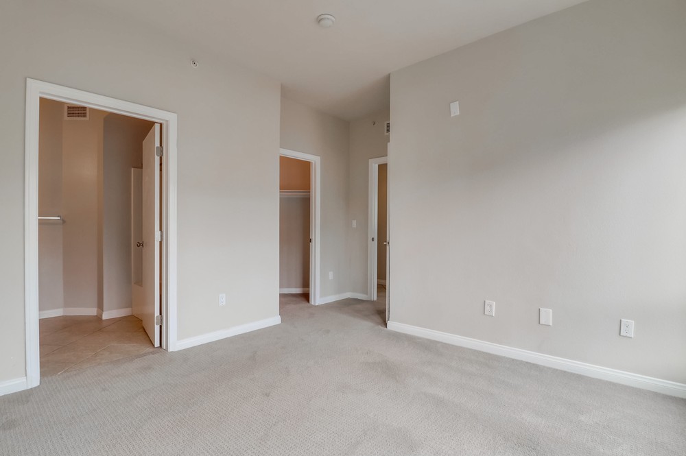 Virtual tour photo 23 of 38 for 450 J St #4131