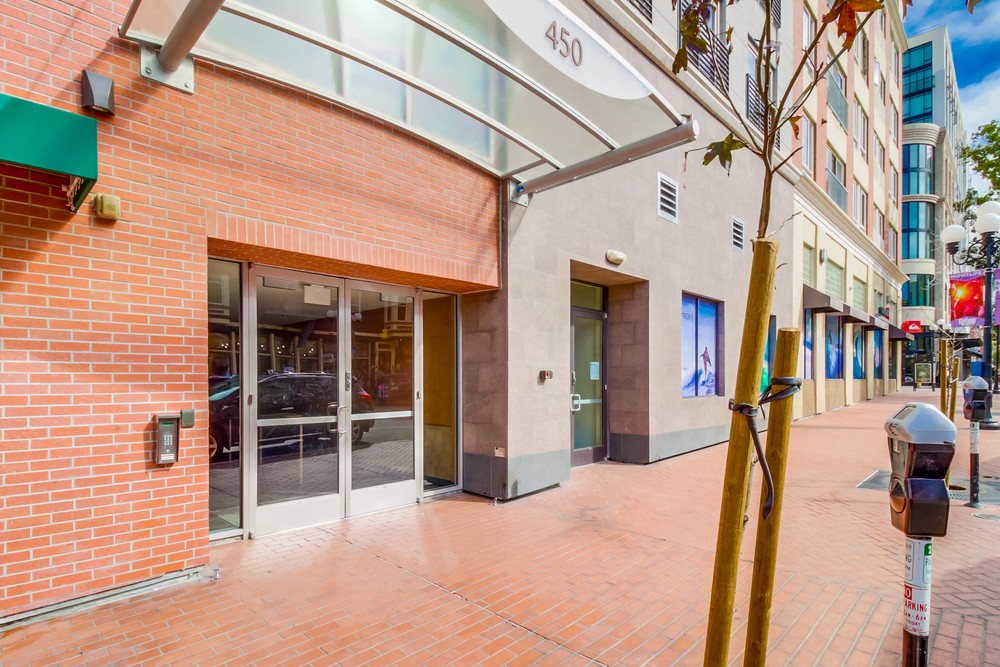 Virtual tour photo 6 of 26 for 450 J St #5131