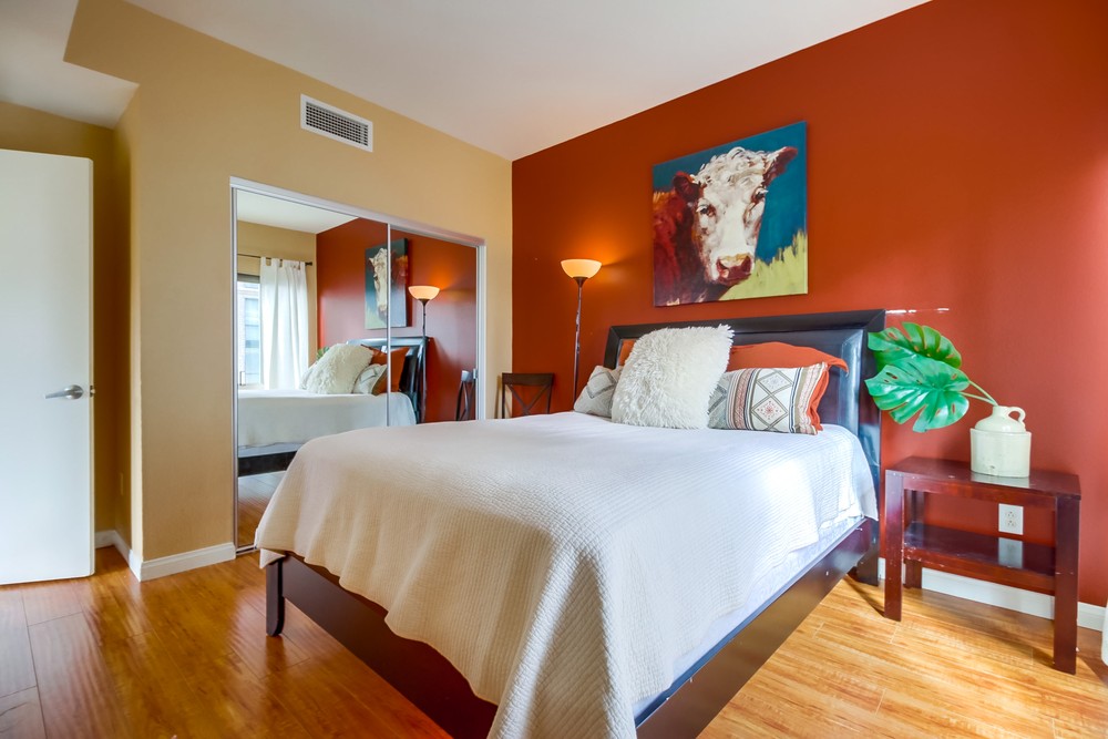 Virtual tour photo 20 of 26 for 450 J St #5131