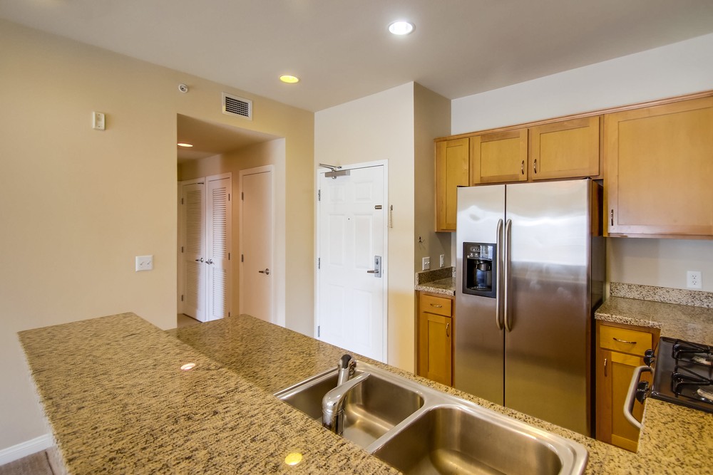 Virtual tour photo 19 of 52 for 450 J St #6211