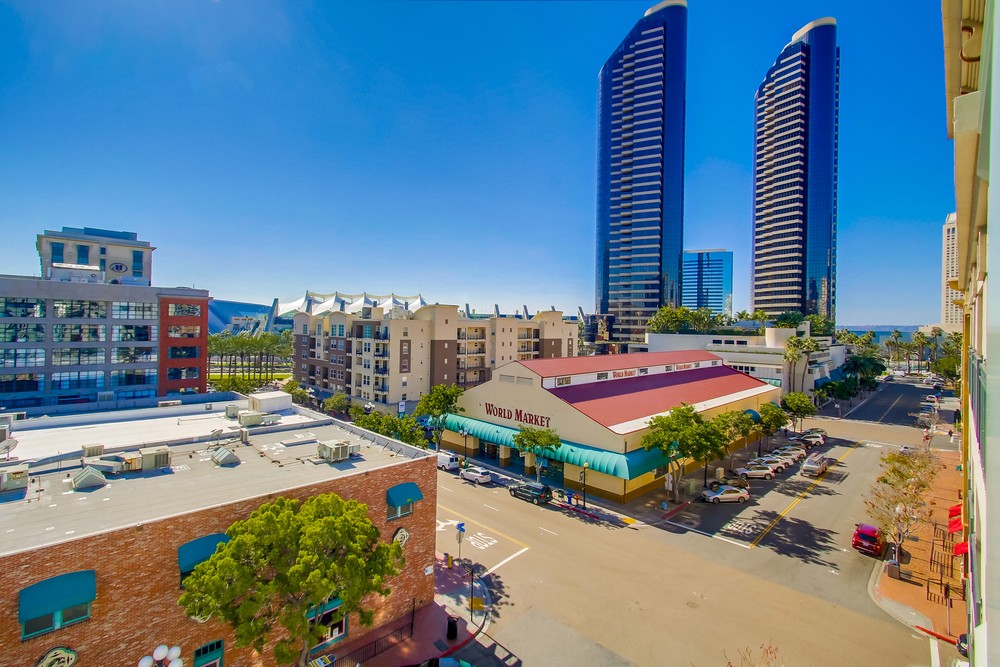 Virtual tour photo 39 of 52 for 450 J St #6211