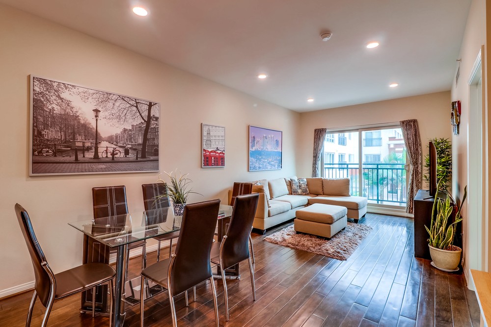 Virtual tour photo 11 of 40 for 450 J St UNIT 4061