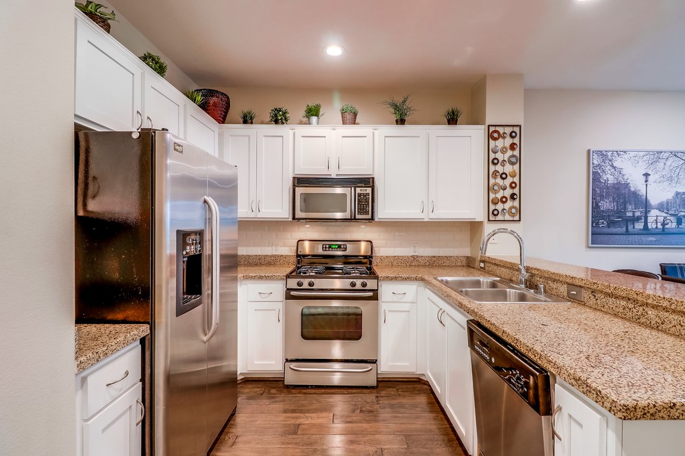 Virtual tour photo 23 of 40 for 450 J St UNIT 4061