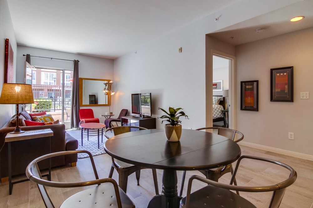 Virtual tour photo 16 of 19 for 450 J St Residence 3021
