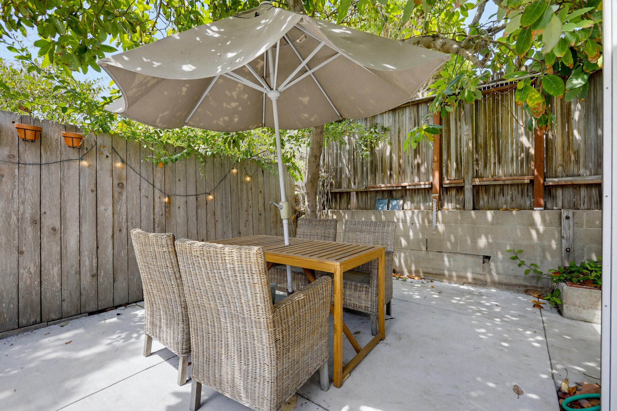 Virtual tour photo 14 of 13 for 450 Ruby St