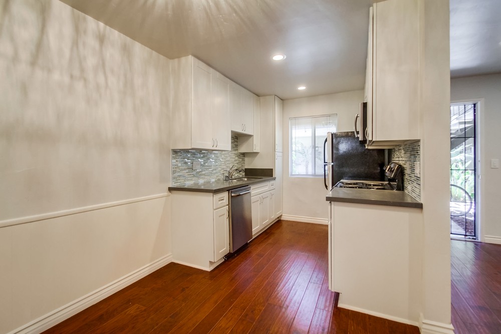 Virtual tour photo 16 of 31 for 4503 Hamilton St #12