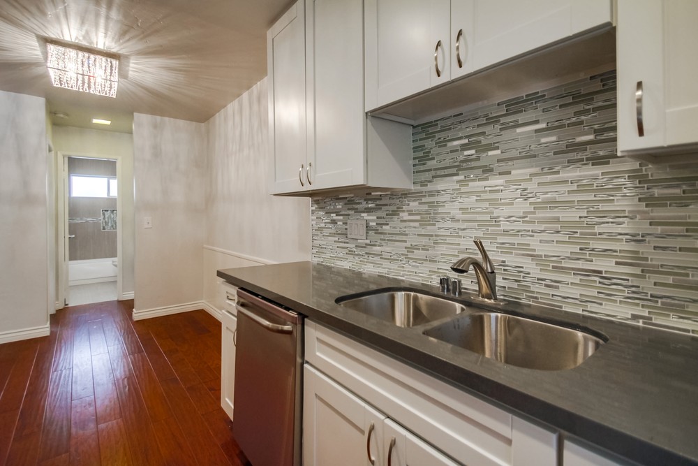 Virtual tour photo 20 of 31 for 4503 Hamilton St #12