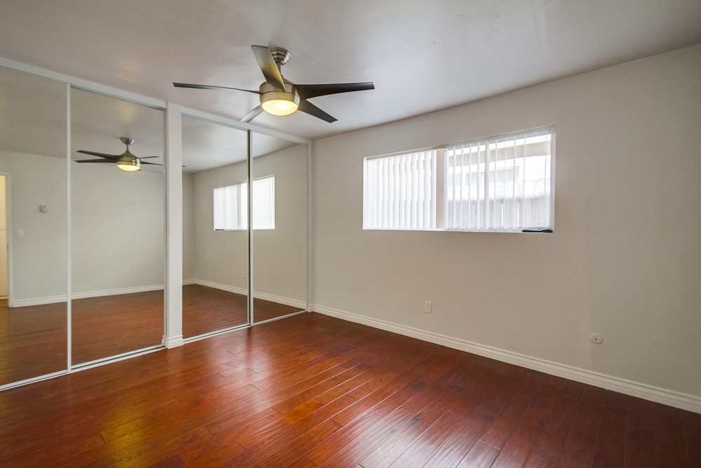 Virtual tour photo 21 of 31 for 4503 Hamilton St #12